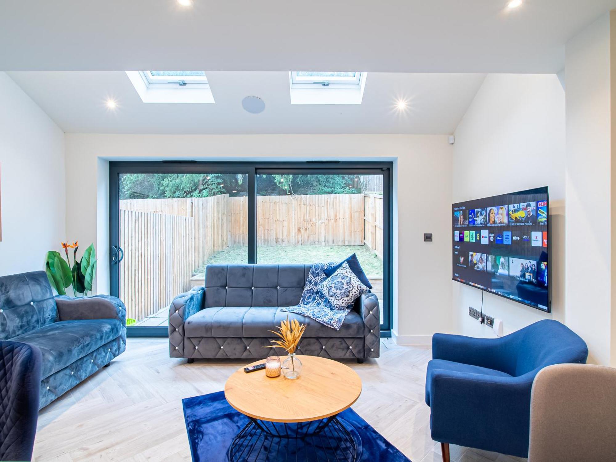 Modern 4-bed Townhouse, Conveniently Located Near Leeds Centre - Perfect For Corporate Leeds (West Yorkshire)